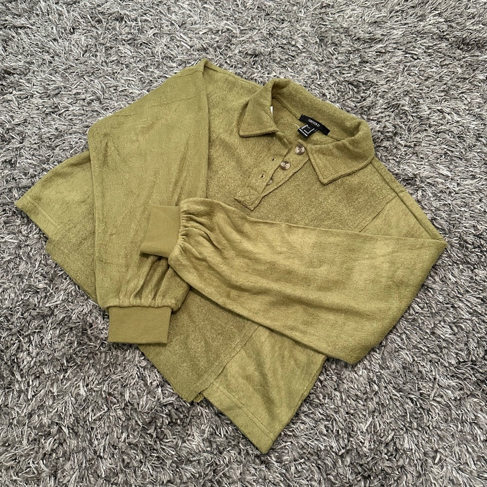 Forever 21 - Green Boxy Long Sleeve